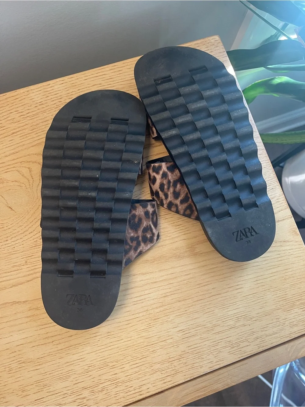 Zara Leopard Print Double Buckle Slide Sandals - Picture 4 of 4